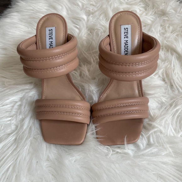 Steve Madden Women's Tahani Heeled Sandal - Picture 2 of 4